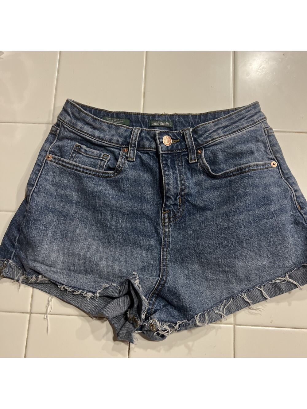 Wild Fable Women's High-Rise Rolled Cuff Jean Shorts 4 New